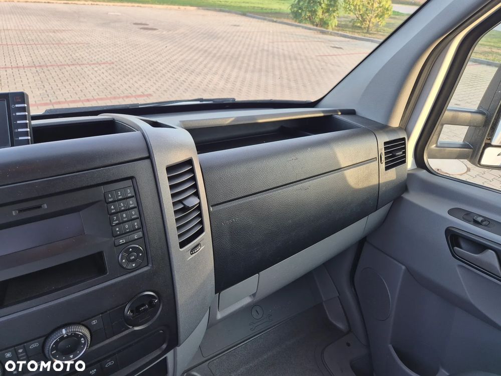 Volkswagen Crafter - 26