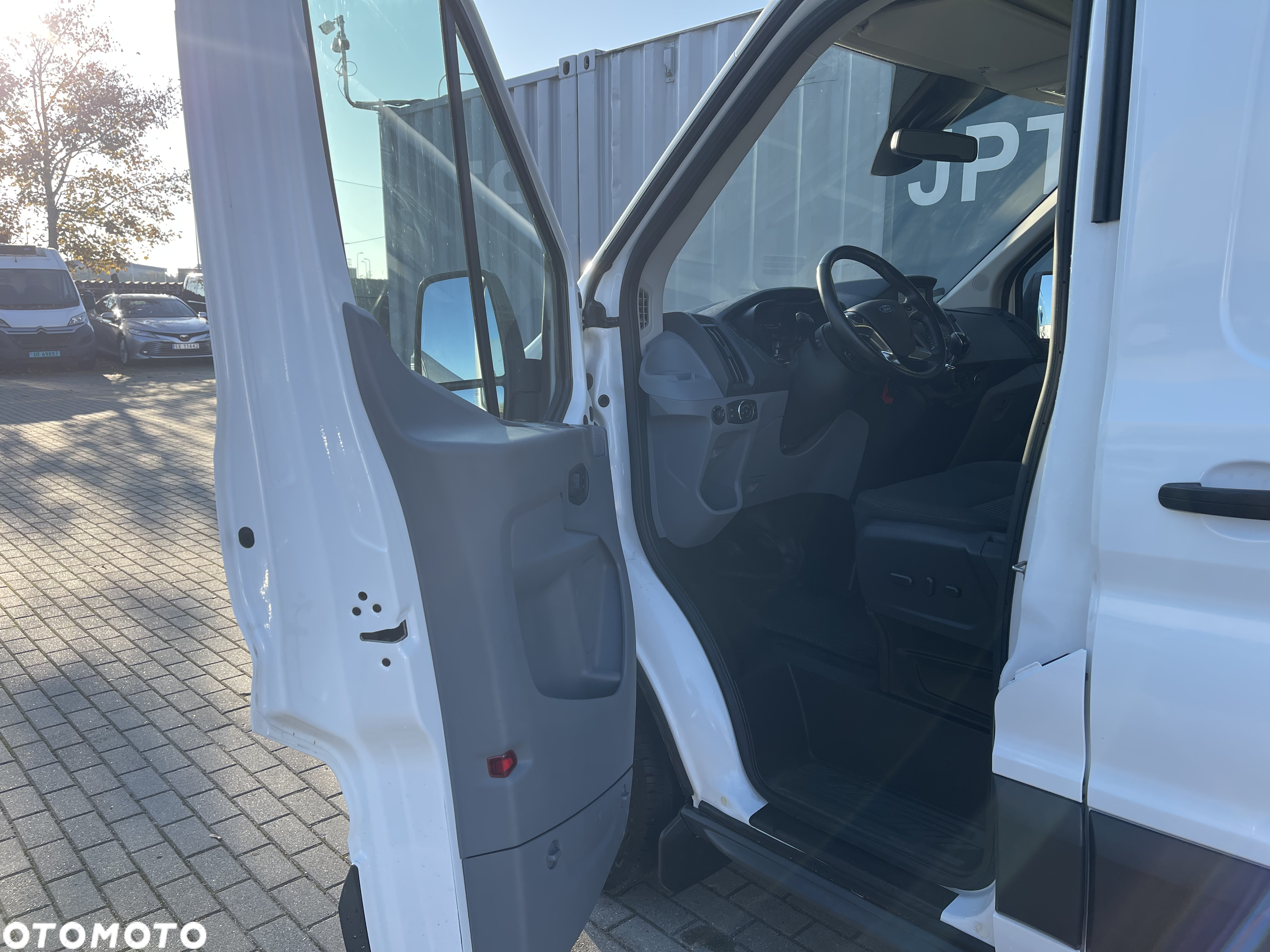 Ford Transit 350 L2H2 4x4 5-drzwi WEBASTO Kamera - 21