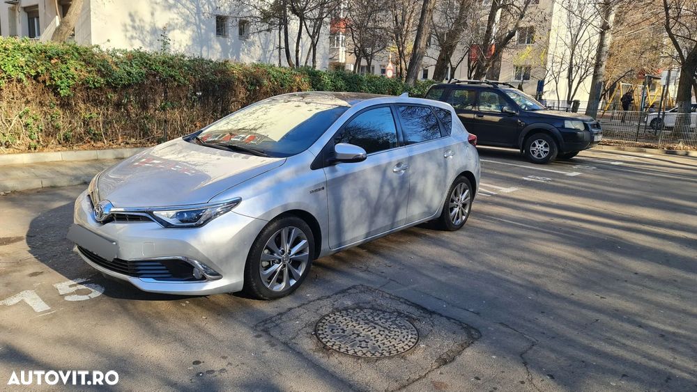 Toyota Auris ver-1-8-l-vvt--i-hsd-sol-plus - 2