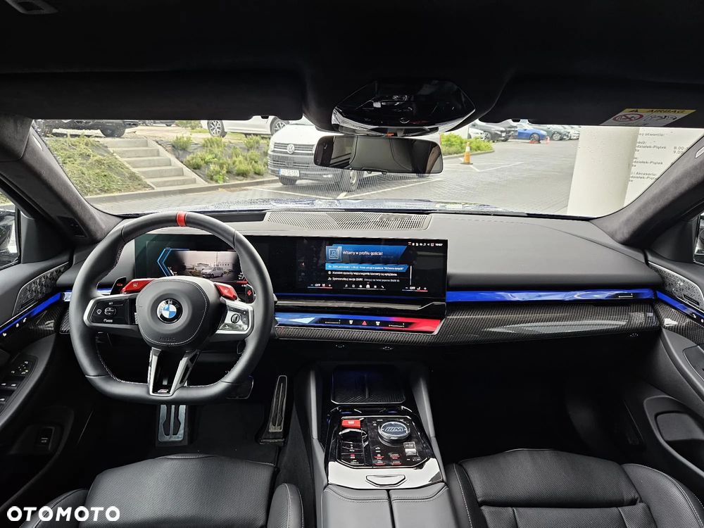 BMW M5 PHEV - 11