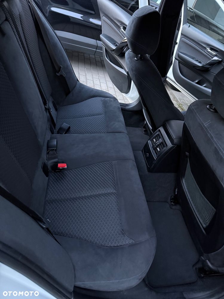 BMW Seria 1 118i M Sport - 22