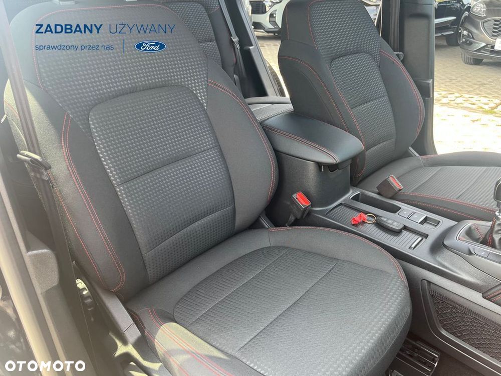 Ford Kuga - 18