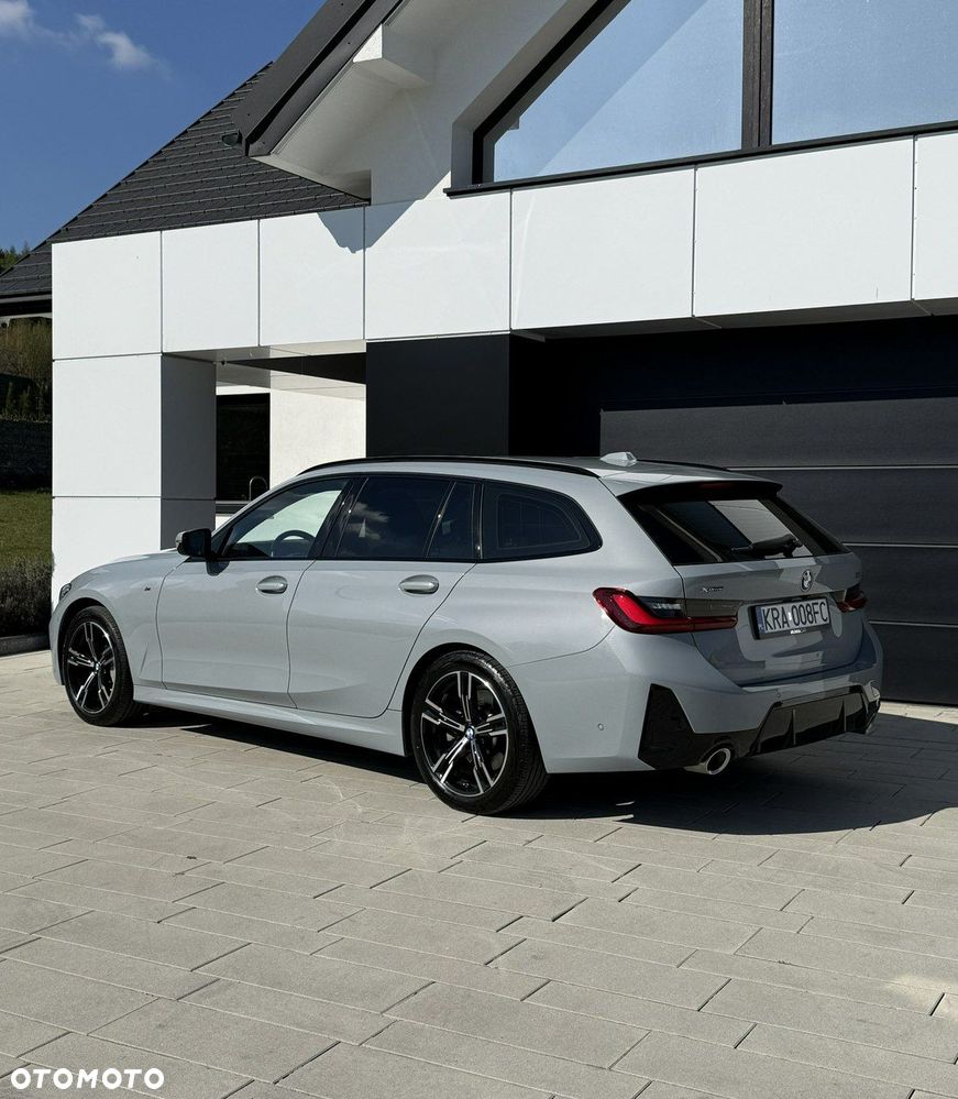 BMW Seria 3 330i xDrive M Sport - 5