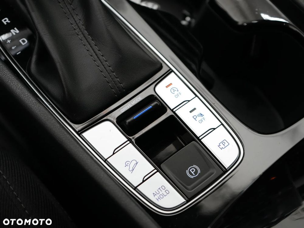 Hyundai Tucson 1.6 CRDi 48V-Hybrid 2WD DCT Select - 24