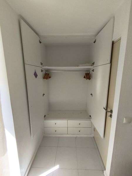 T2 Lisboa - Mobiliado e equipado - Grande imagem: 2/9