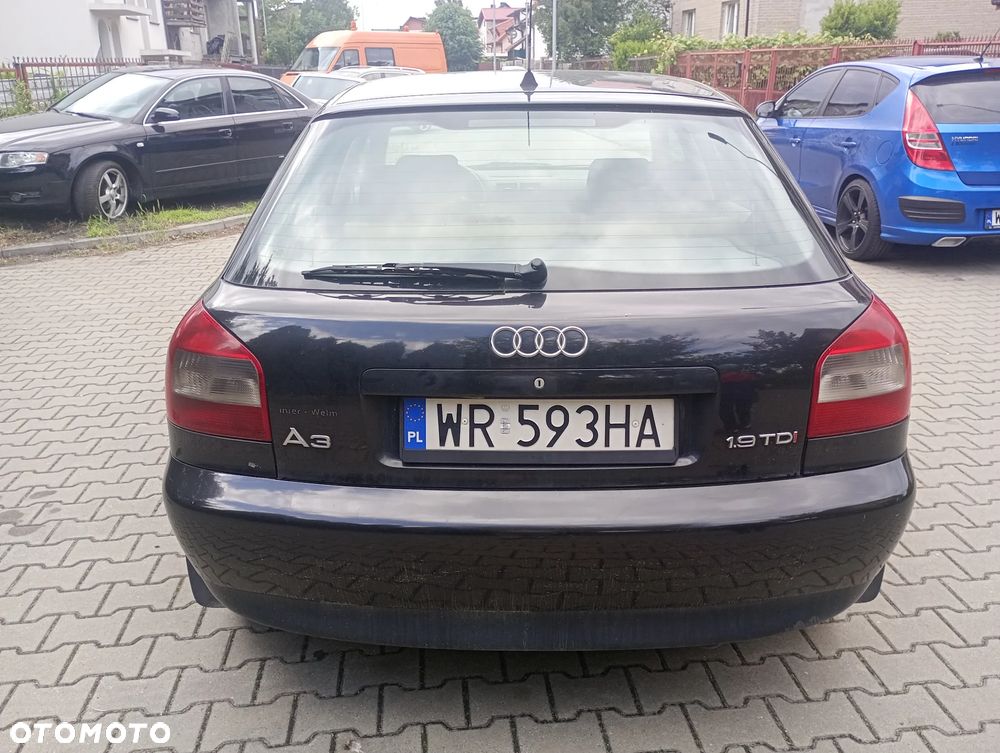 Audi A3 Sportback 1.9 TDI Ambiente - 5