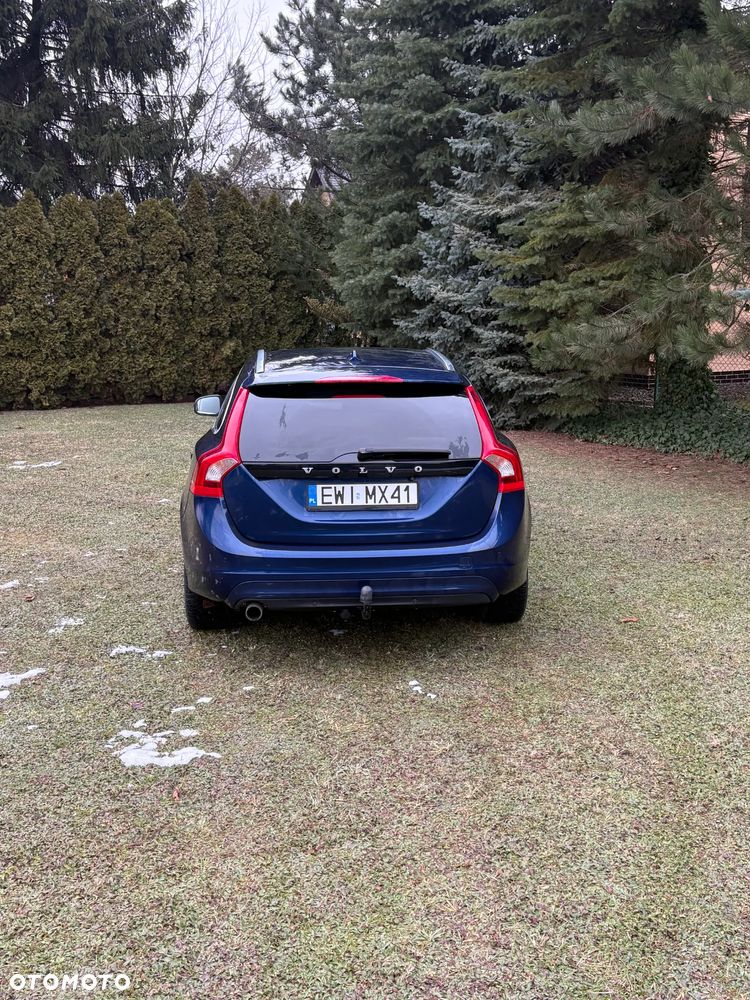 Volvo V60 D2 Geartronic Powershift Momentum - 6