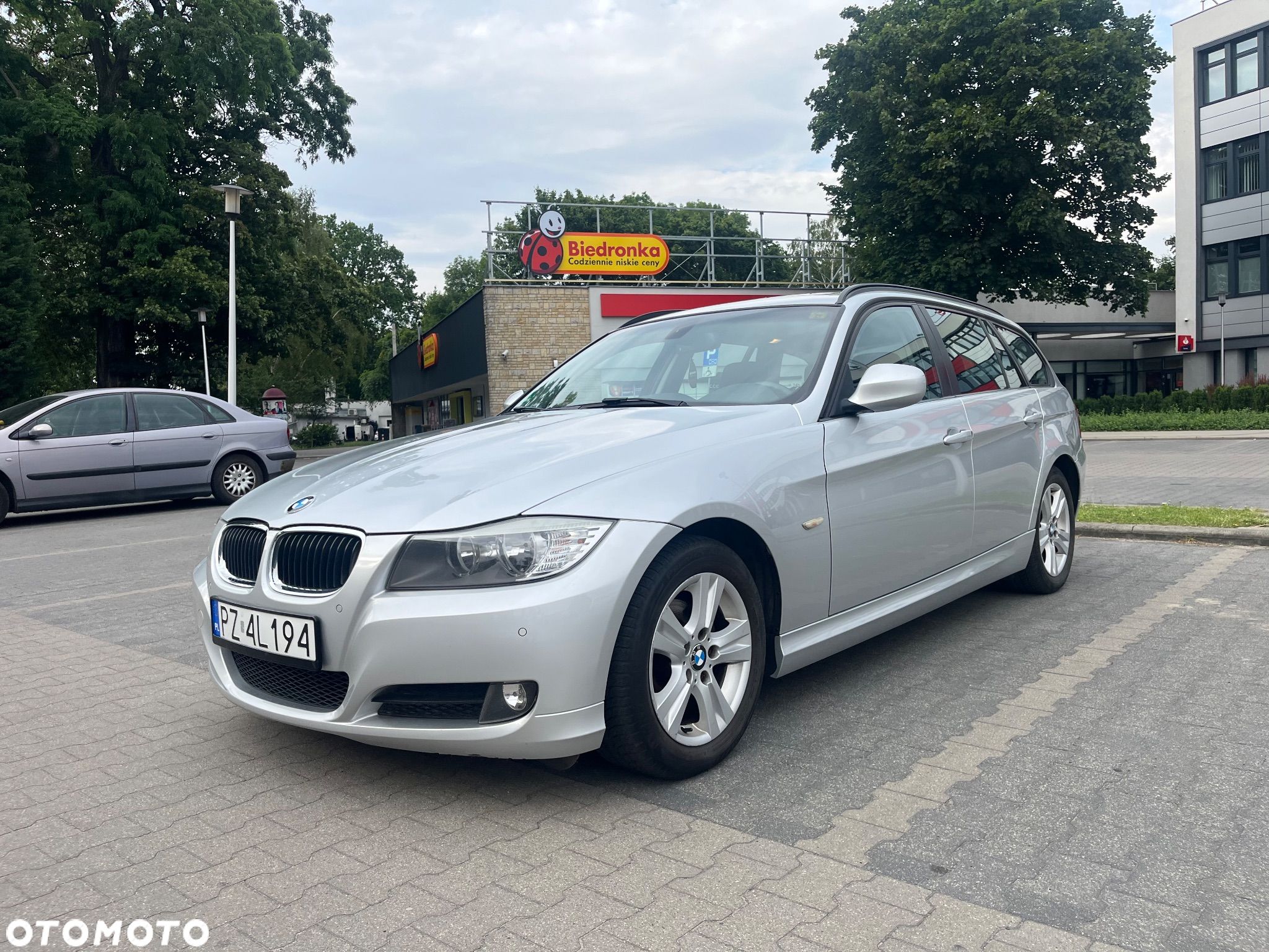 BMW Seria 3 318i - 1