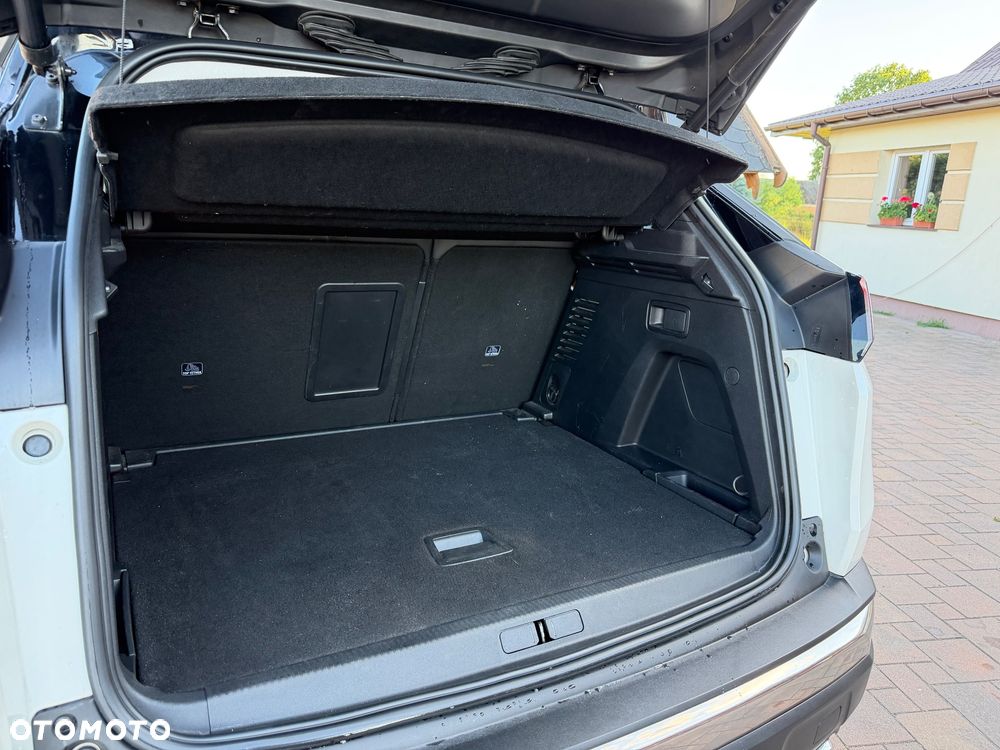 Peugeot 3008 1.5 BlueHDi GT S&S EAT8 - 24