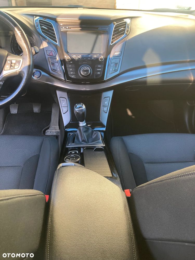 Hyundai i40 - 12