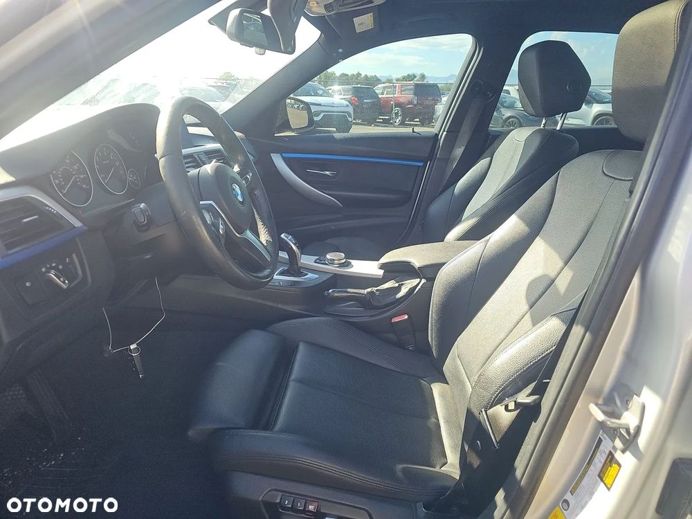 BMW Seria 3 3er Edition M Sport Shadow - 9