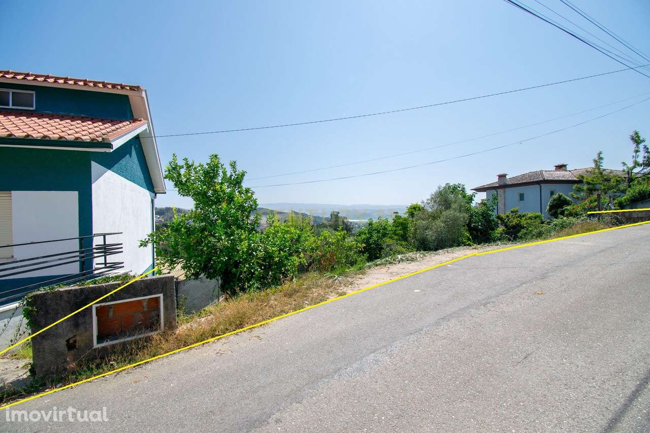 Excelente Terreno em Antuzede, Coimbra com 2255m² - Grande imagem: 2/12