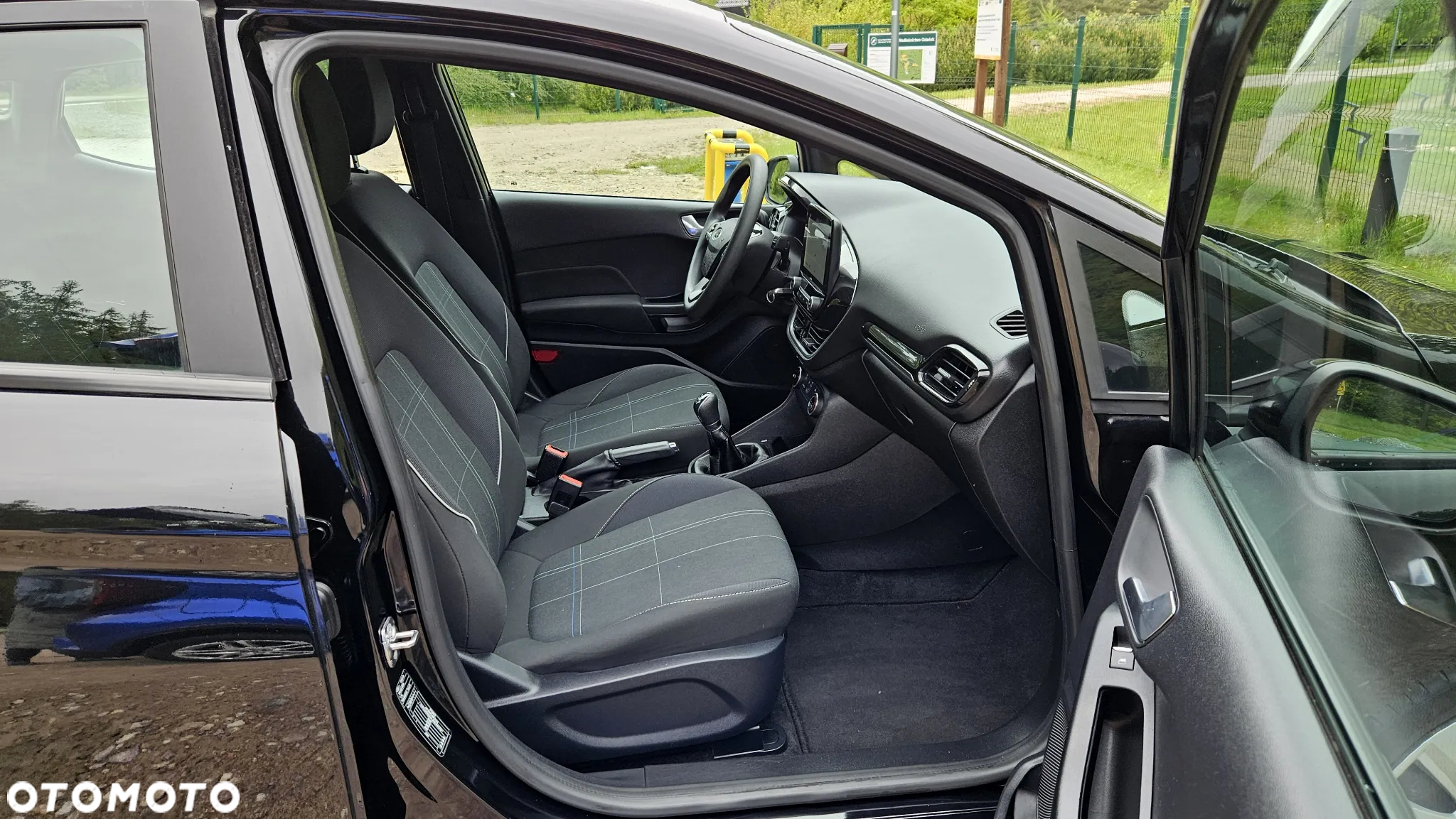 Ford Fiesta 1.1 Trend - 37