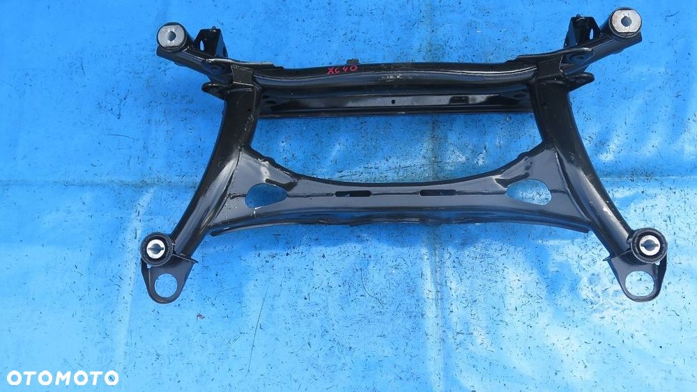 Belka Sanki Wózek Zawieszenie Tył Tylna VOLVO XC40