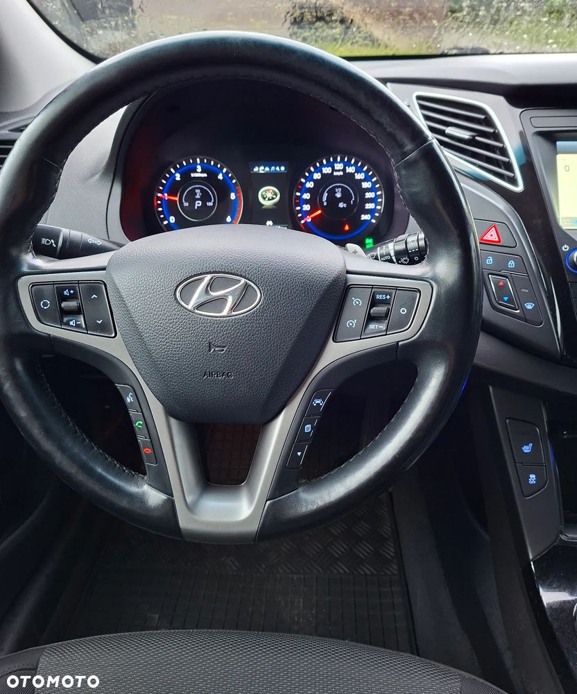 Hyundai i40 1.7 CRDi Premium DCT - 32