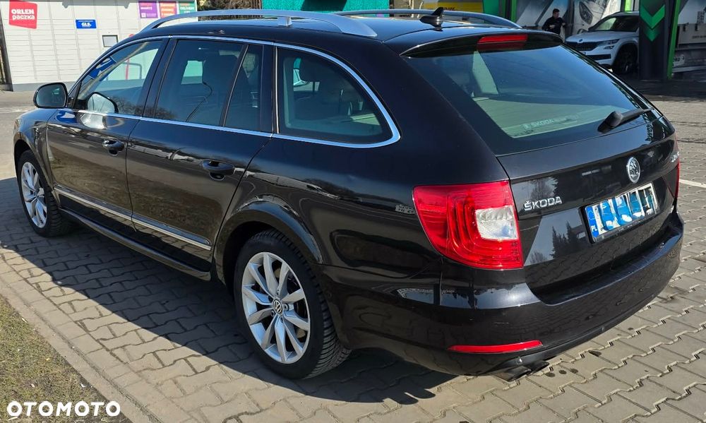 Skoda Superb 3.6 FSI 4x4 Platinum DSG - 4