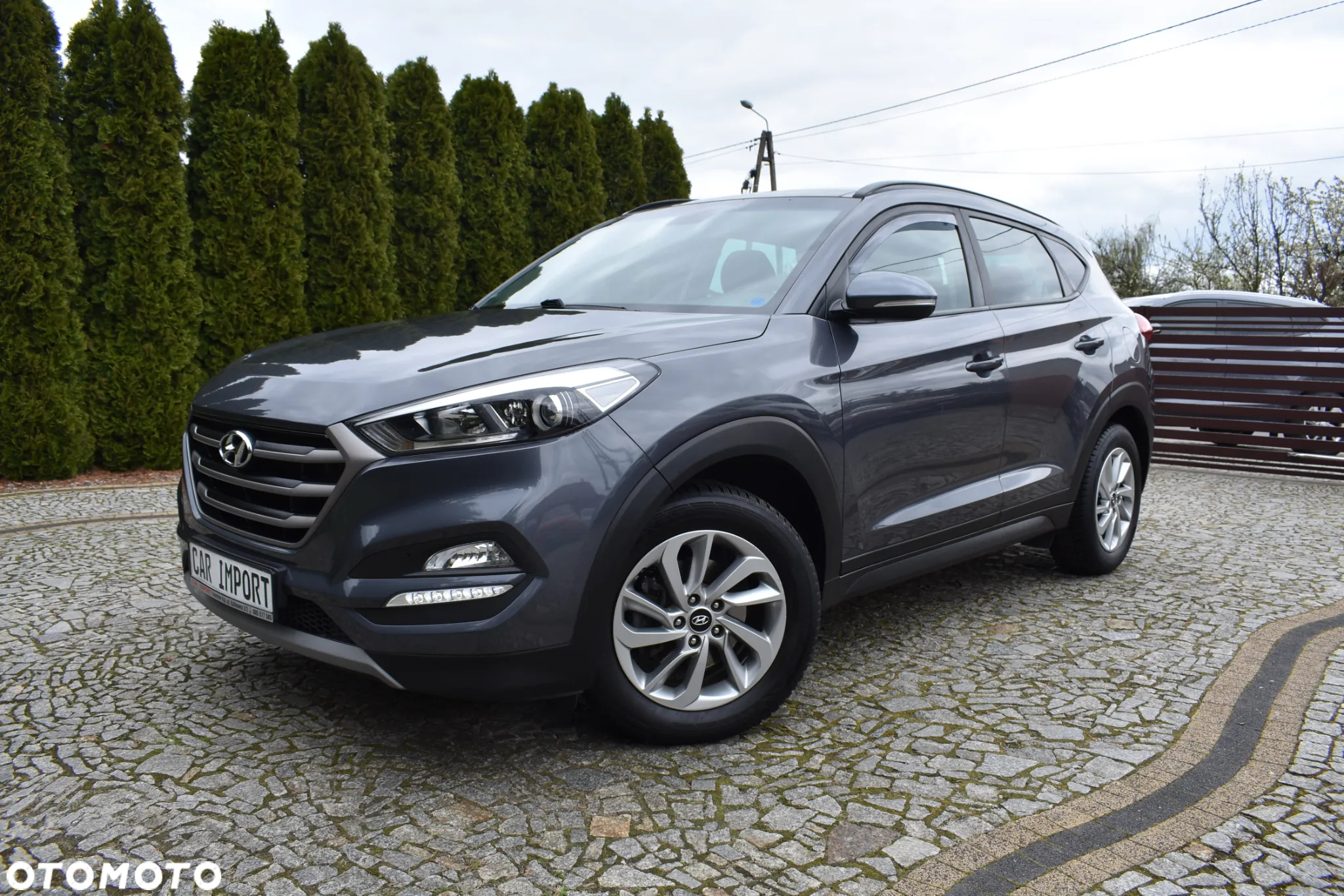 Hyundai Tucson blue 1.7 CRDi 2WD Intro Edition - 5