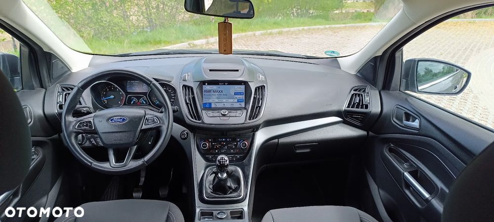 Ford Kuga 1.5 EcoBoost FWD Trend - 6