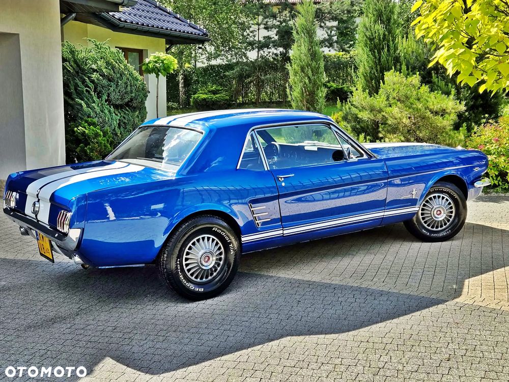 Ford Mustang - 29