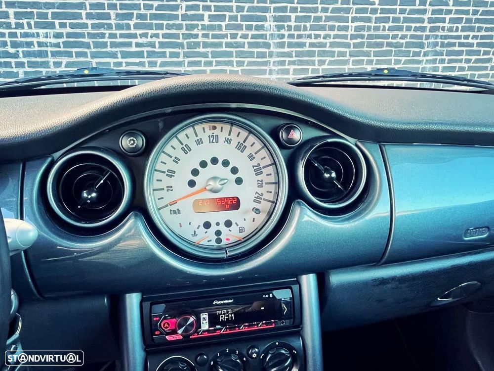 MINI 3 Portas One 1.4 D - 13