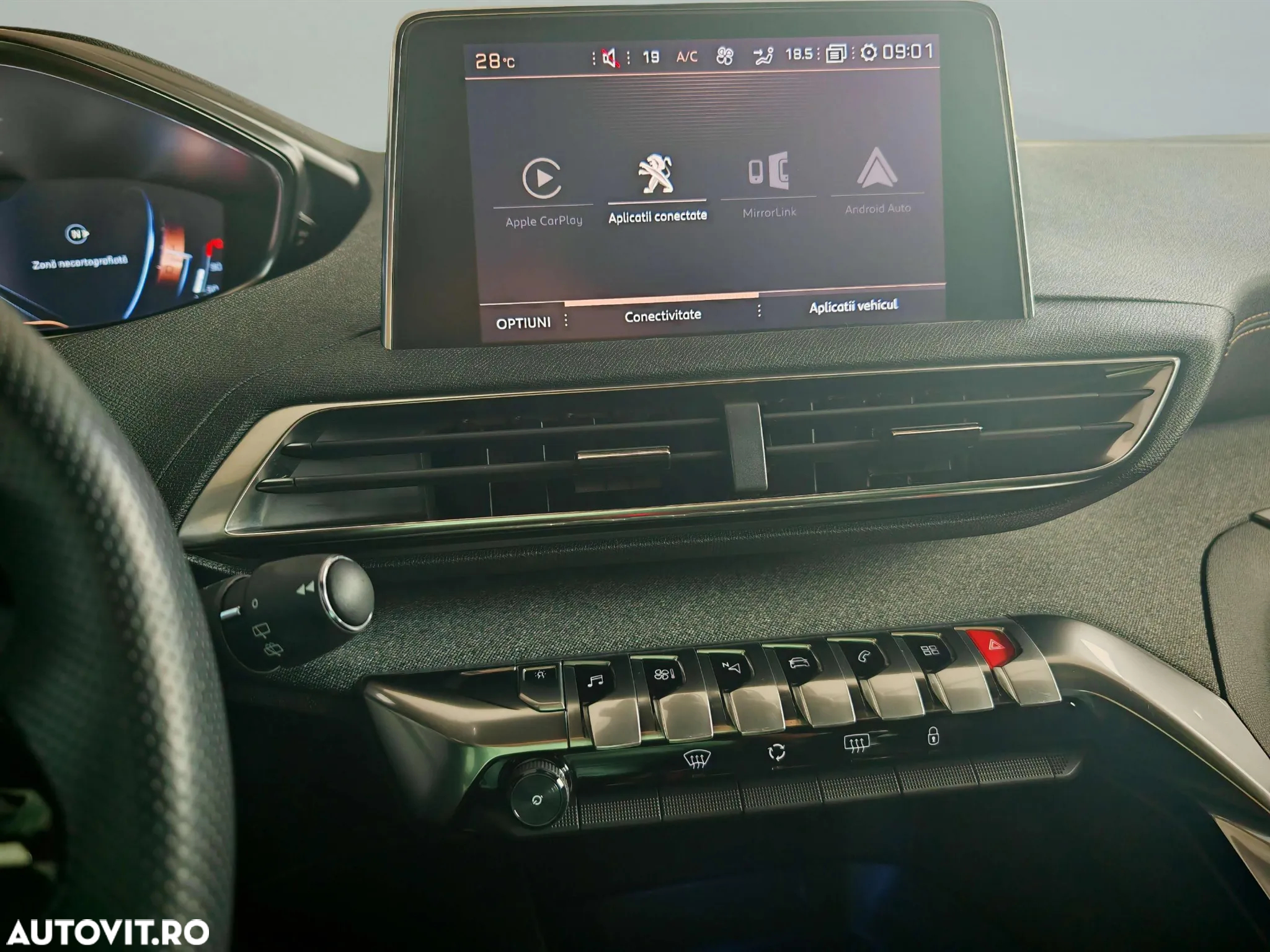 Peugeot 3008 1.2 PureTech Turbo S&S GT-Line - 24