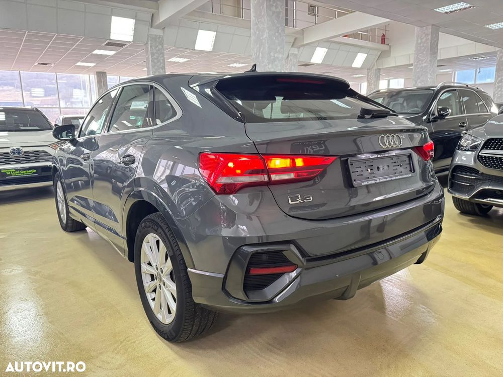 Audi Q3 2.0 TDI Quattro S tronic sport - 11