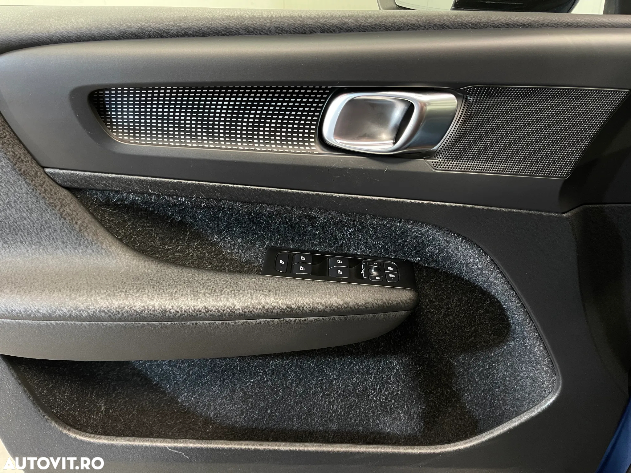 Volvo XC 40 T4 Recharge DKG RDesign - 24