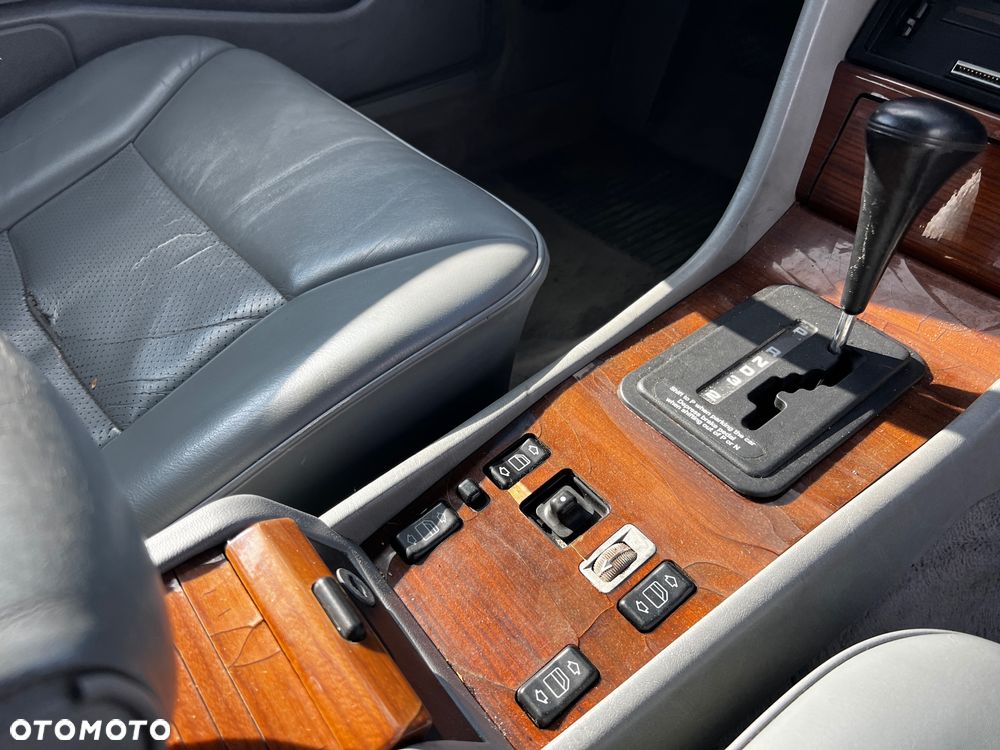 Mercedes-Benz W124 (1984-1993) - 26