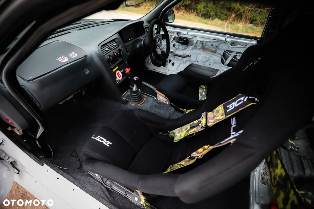 Nissan Skyline - 7