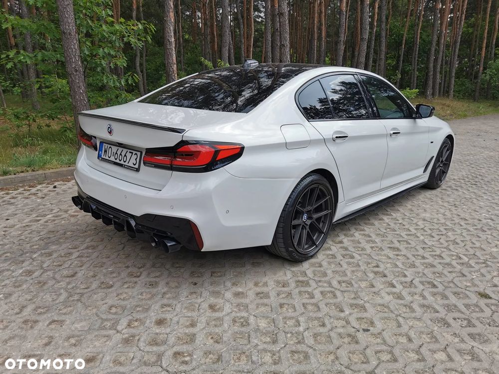 BMW Seria 5 520d xDrive Luxury Line sport - 22
