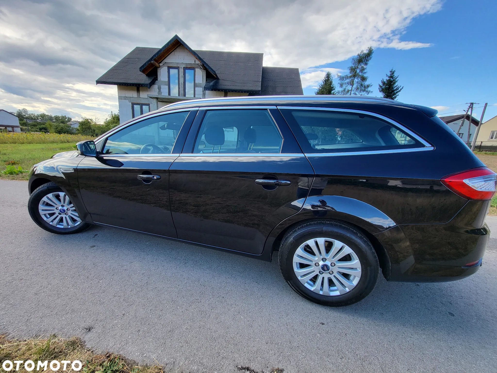 Ford Mondeo Turnier 2.0 TDCi Ghia - 16