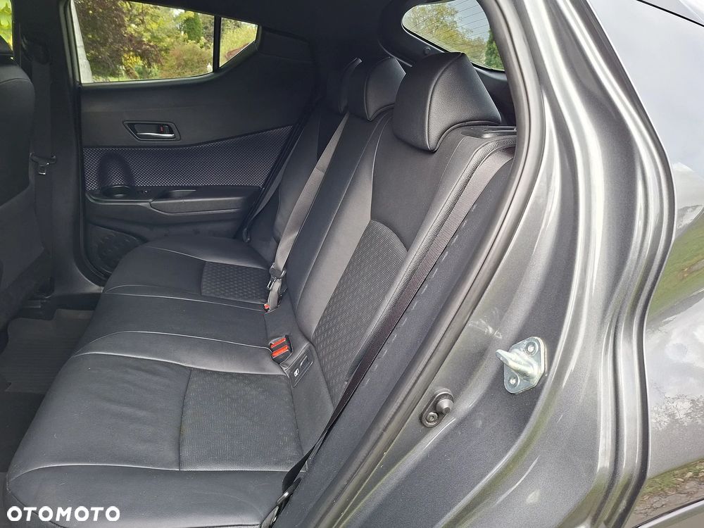 Toyota C-HR - 25