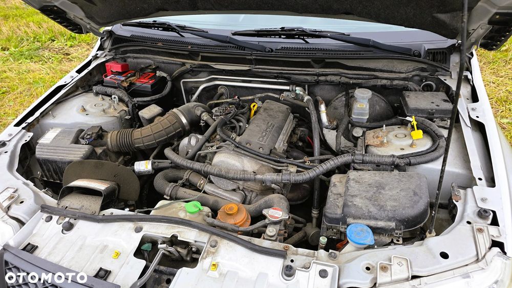 Suzuki Grand Vitara 1.6 - 6