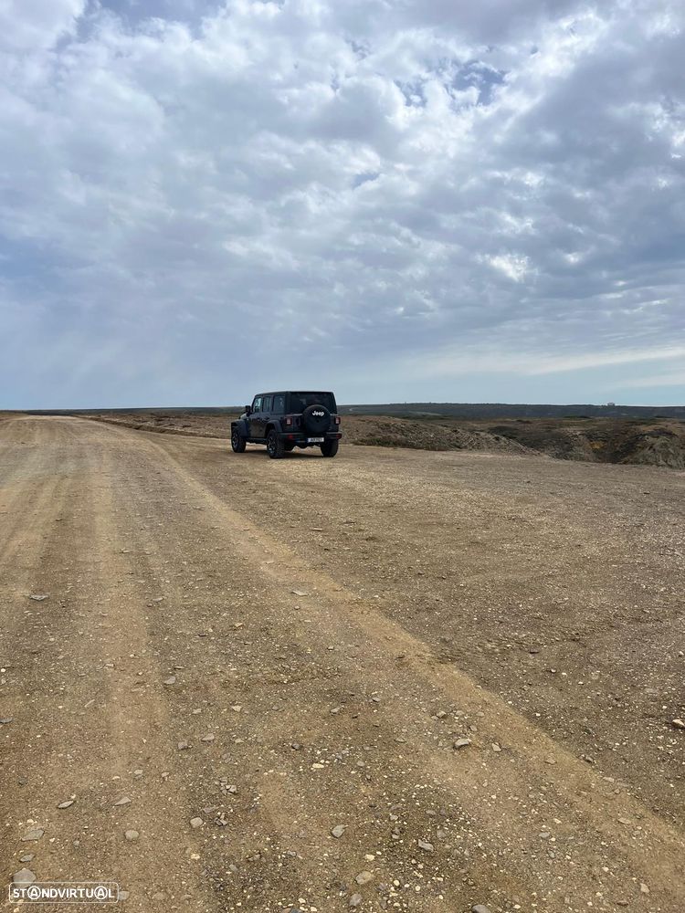Jeep Wrangler - 3
