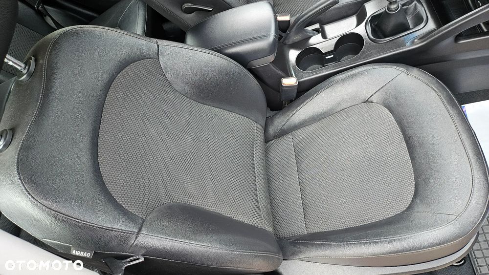 Hyundai ix35 1.6 GDI Premium 2WD - 34