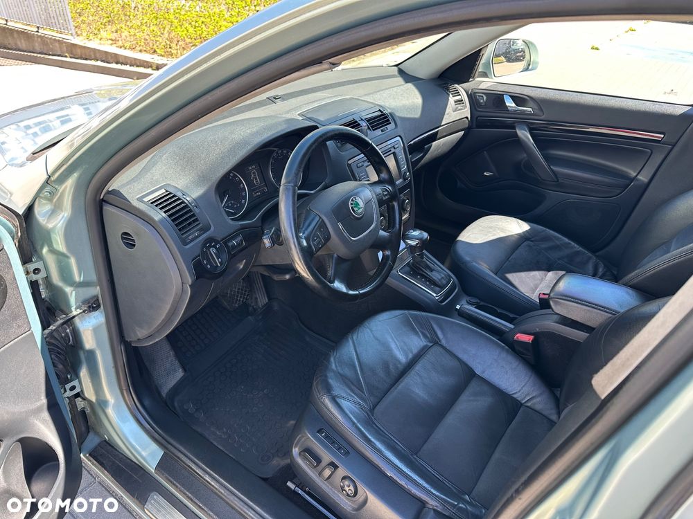 Skoda Octavia 2.0 TDI DPF DSG Laurin & Klement - 8