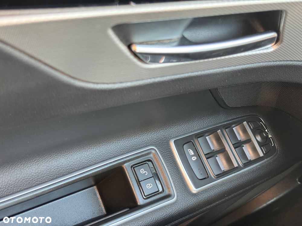 Jaguar XF 2.0 i4D Pure - 26