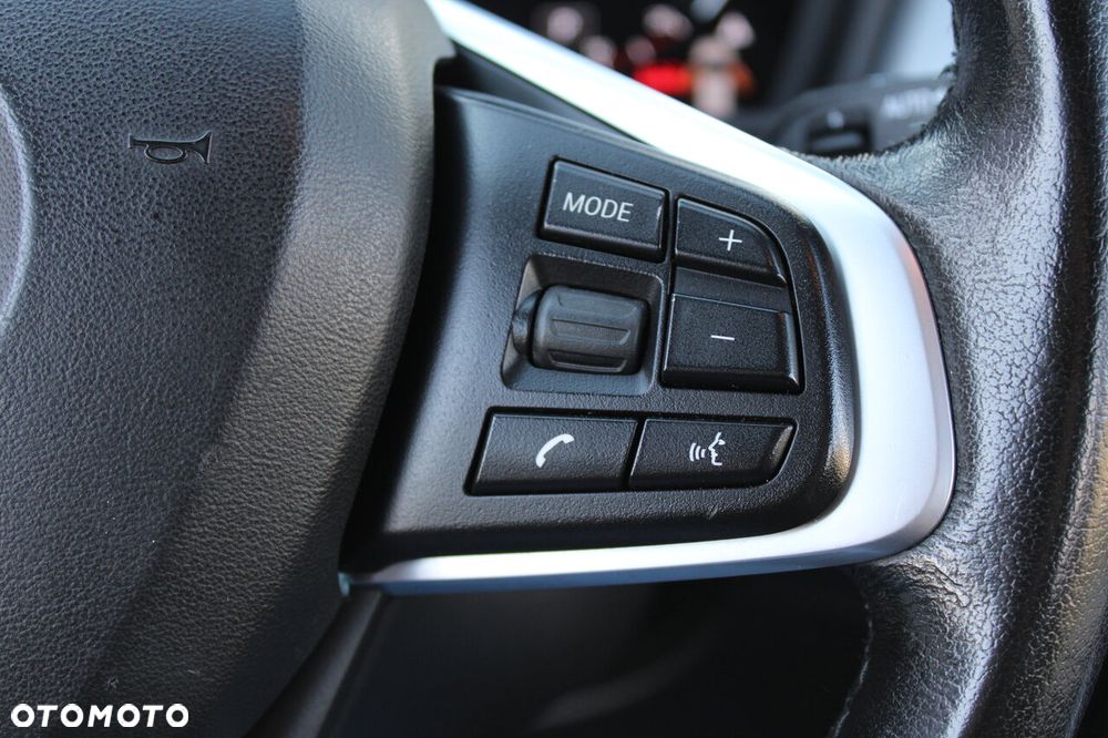 BMW Seria 2 218d xDrive Sport Line - 29