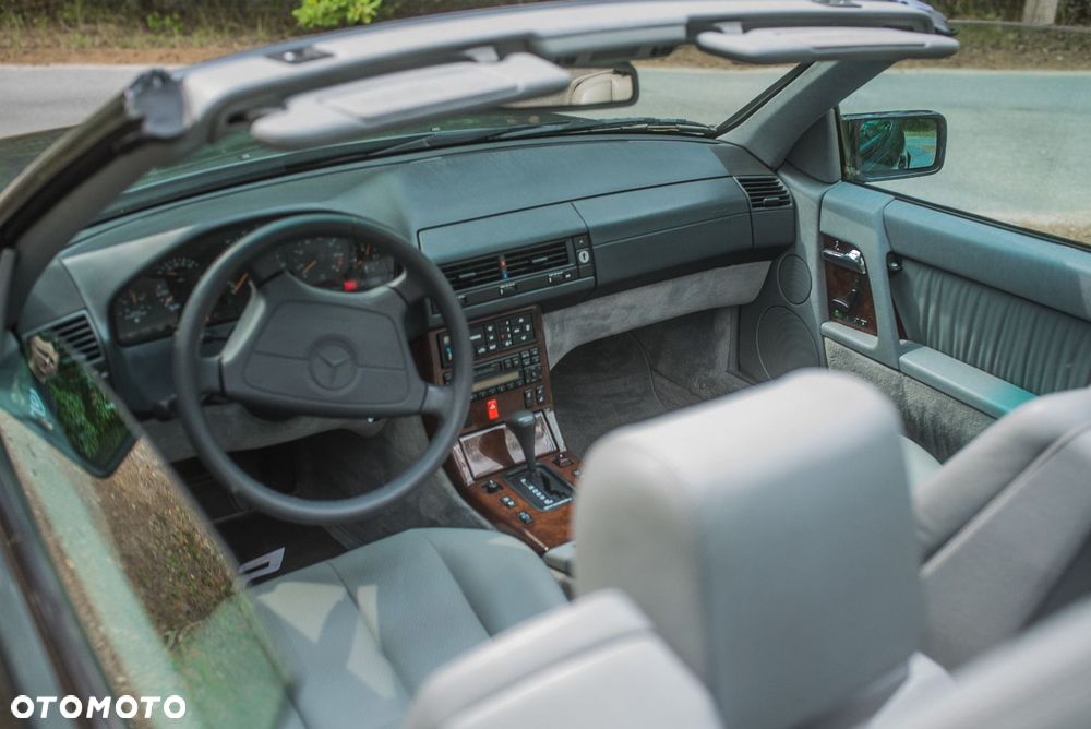 Mercedes-Benz SL - 13