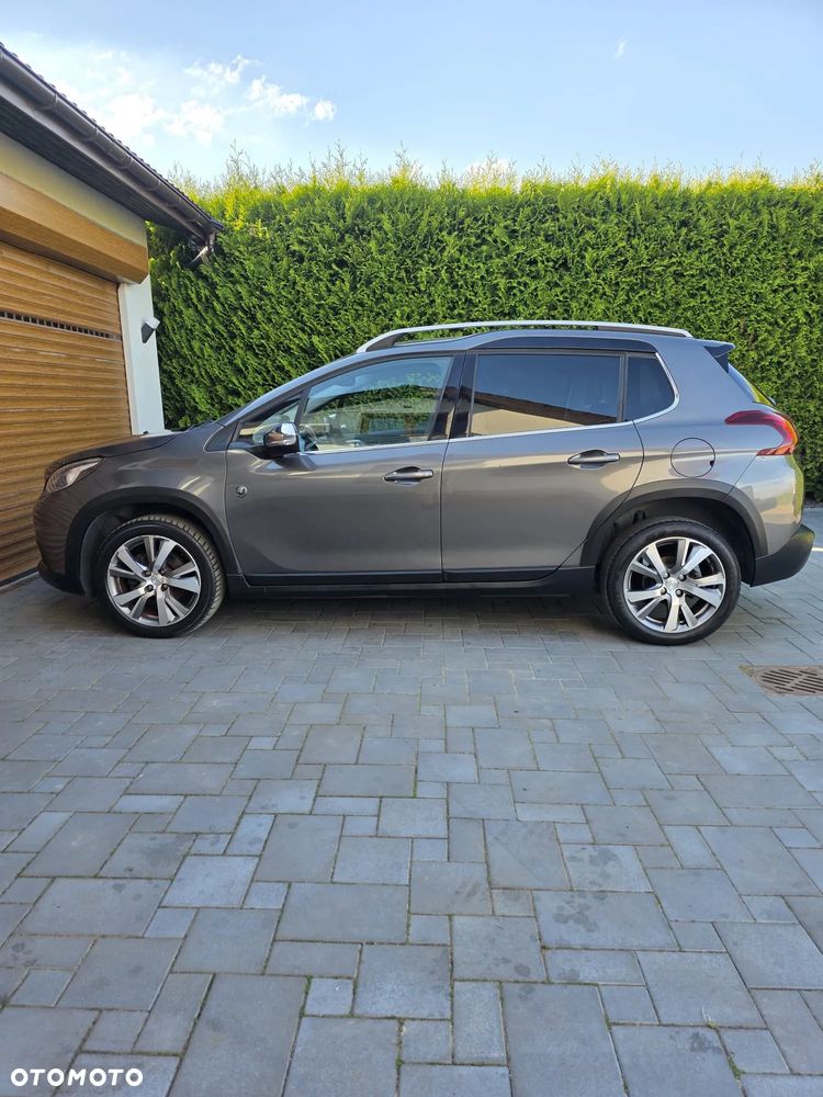 Peugeot 2008 - 9