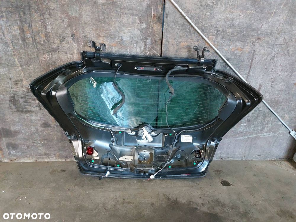 KLAPA ZDERZAK TYŁ RENAULT  VEL SATIS - 18