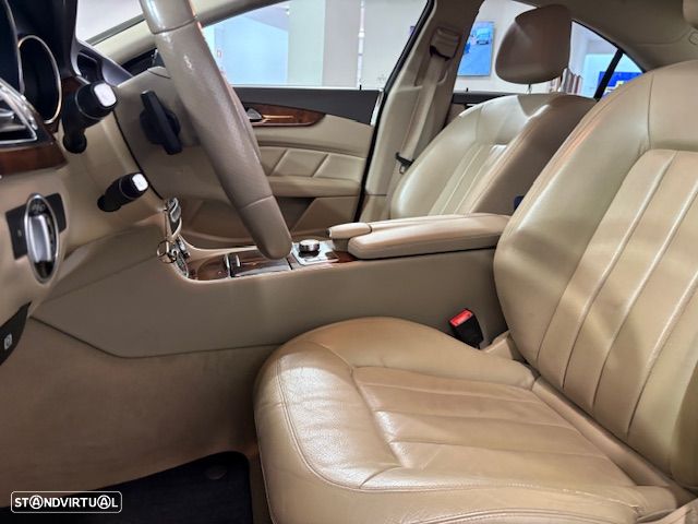 Mercedes-Benz CLS 350 BlueTEC 7G-TRONIC - 9