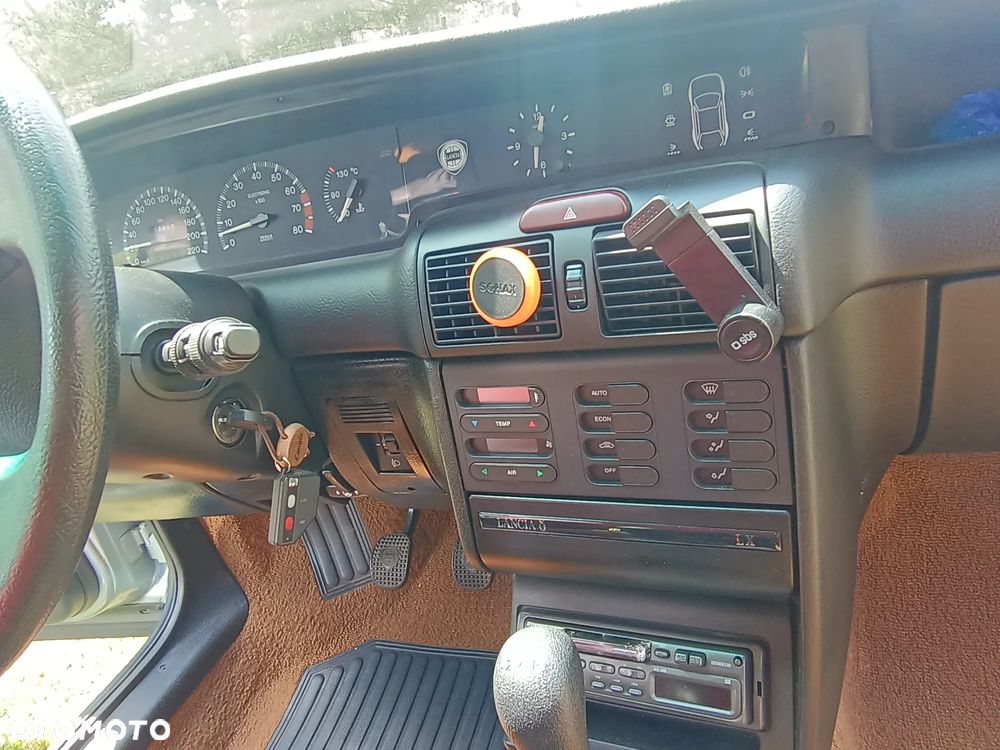 Lancia Delta - 16