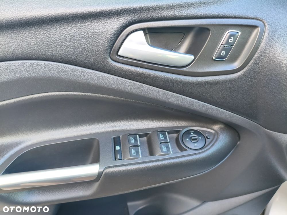 Ford Kuga 2.0 TDCi AWD Trend - 14