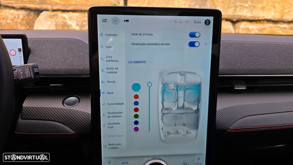 Ford Mustang Mach-E 98.7 kWh Premium AWD - 27