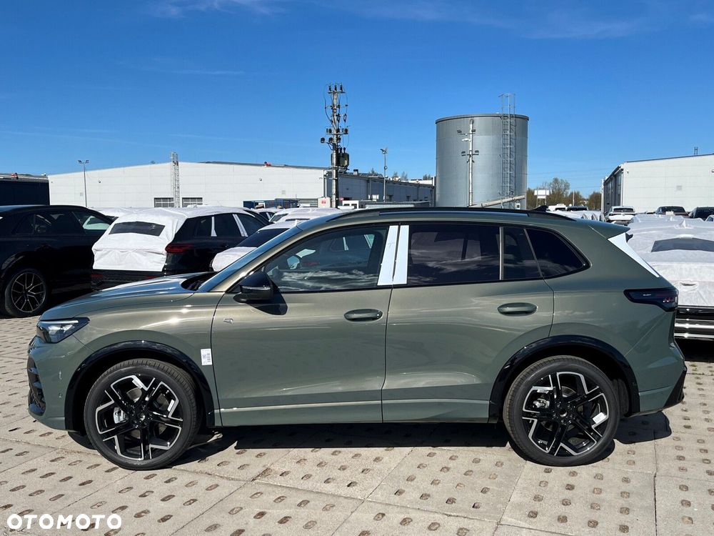 Volkswagen Tiguan 2.0 TDI R-Line Plus DSG - 3