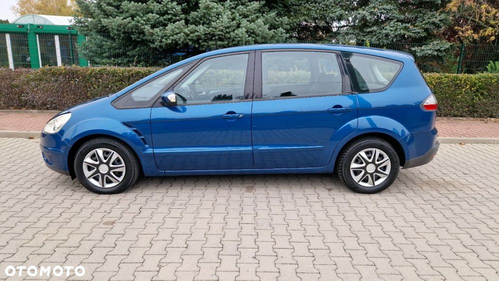 Ford S-Max - 10