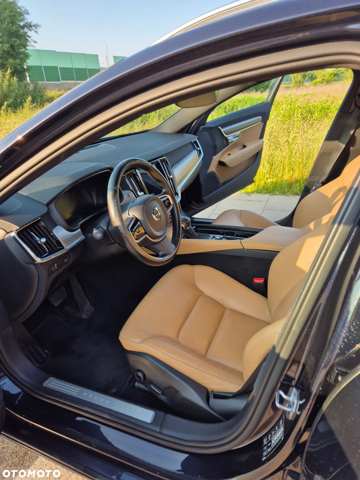 Volvo V90 D5 AWD Momentum - 6