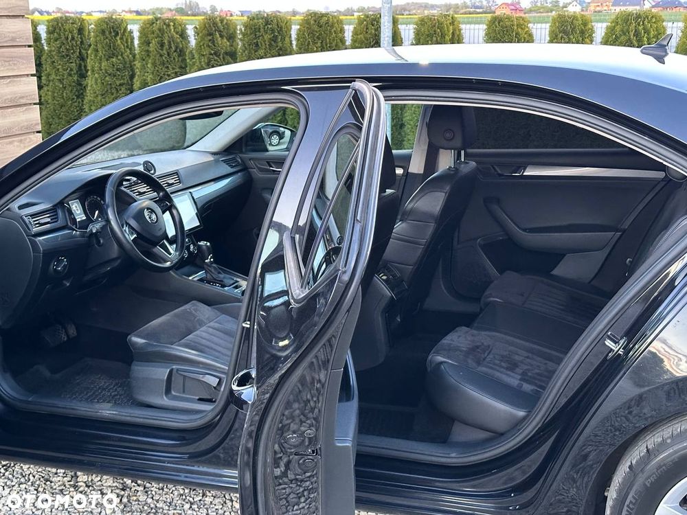 Skoda Superb 2.0 TDI Ambition DSG - 9