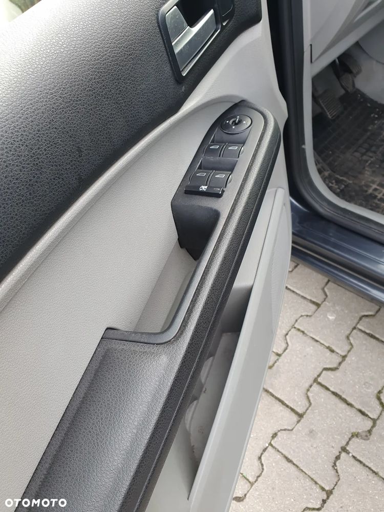 Ford Focus C-Max - 10